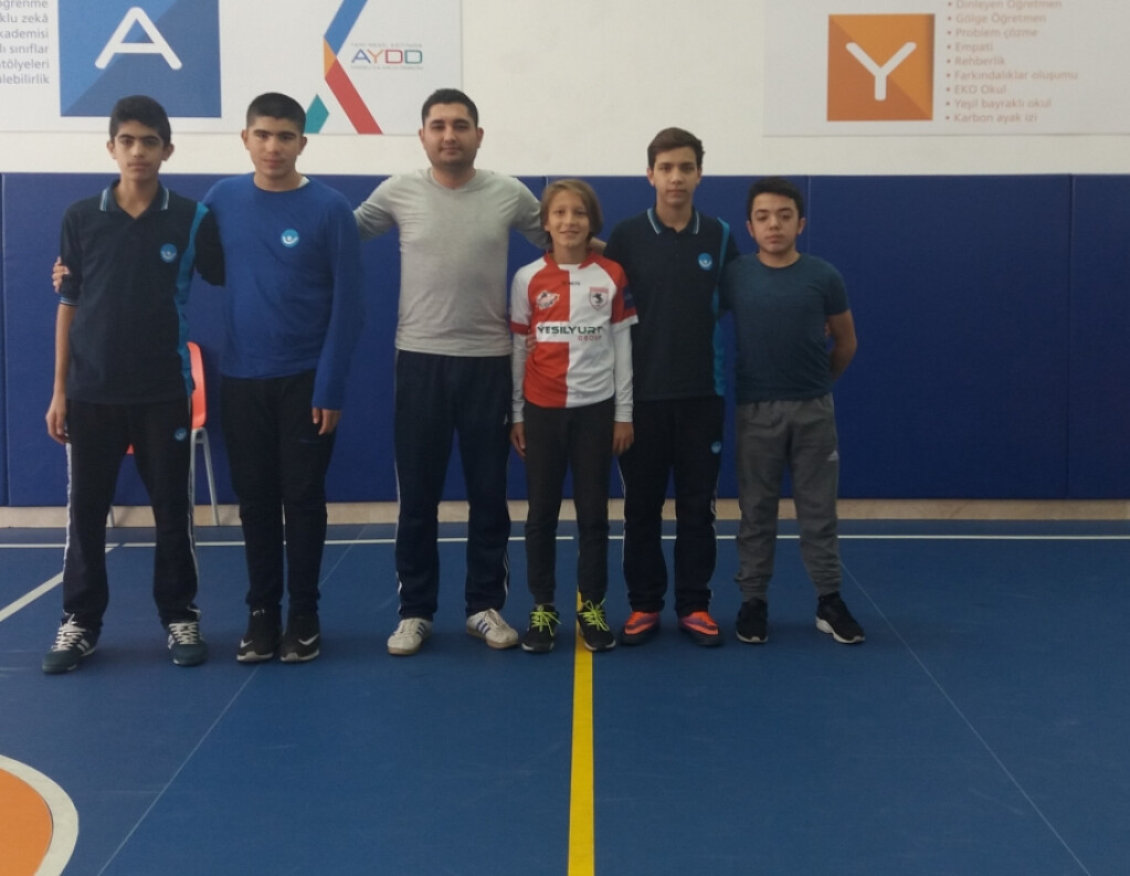 7. ve 8. Sınıf Futsal ( Salon Futbolu ) | İstanbul Pendik İlkokul...