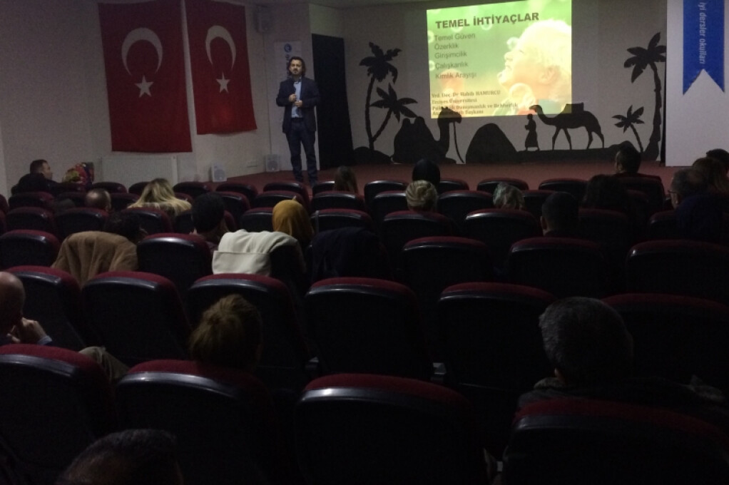 Erciyes Üniversitesi Eğitim Fakültesi Öğretim Üyesi Yrd. Doç. Dr....