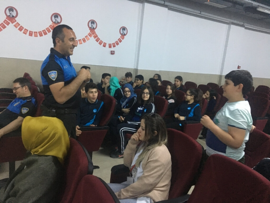 Emniyet Genel Müdürlüğü Tarafından; ''güvenli İnternet Kullanımı'...