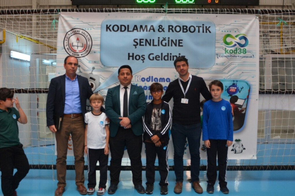 Kodlama & Robotik Şenliği | Kayseri Konaklar İlkokulu ve Ortaokul...