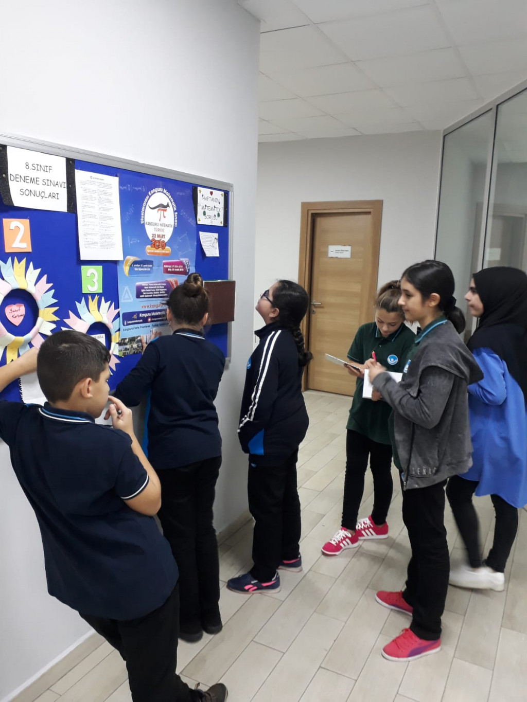 Haftanın Matematik Sorusuna Büyük İlgi | İstanbul Pendik İlkokulu...